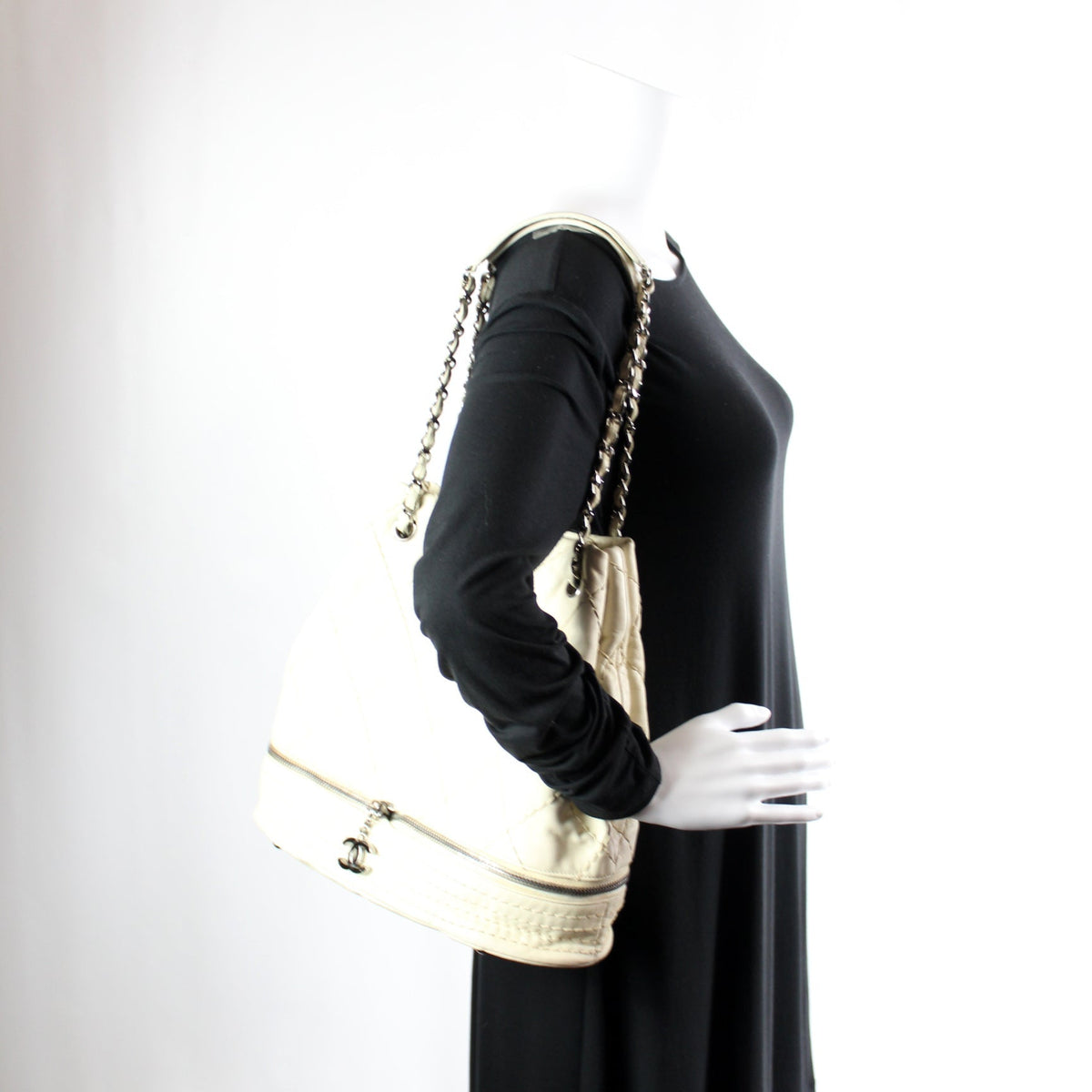 Expandable Ligne Drawstring Bag