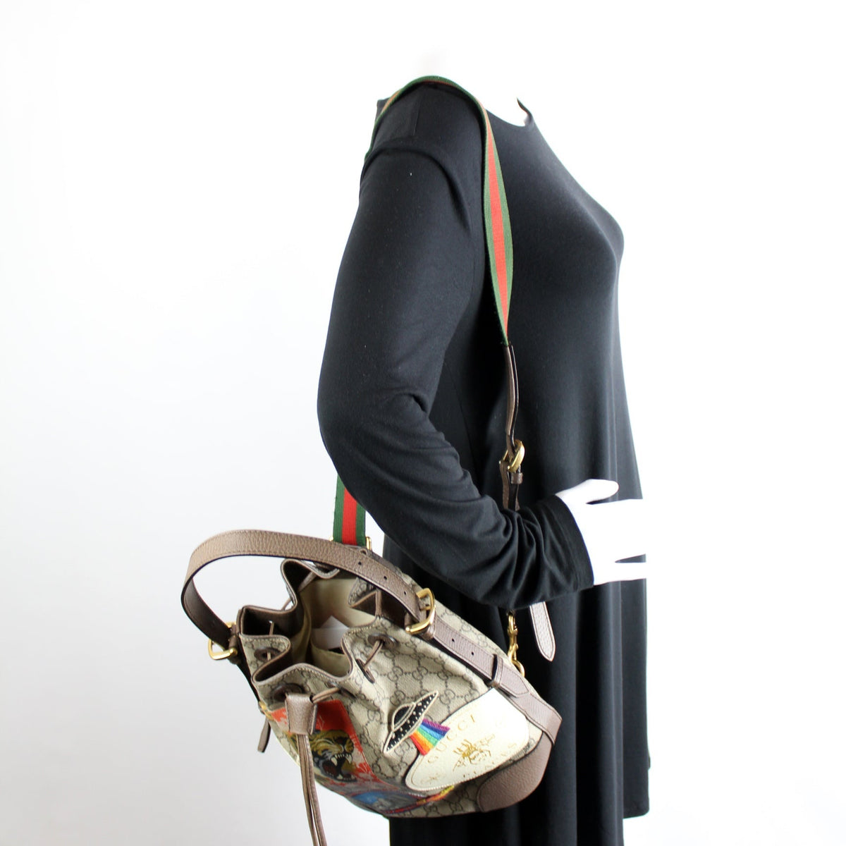 473875 Neo Vintage Drawstring Bucket Backpack