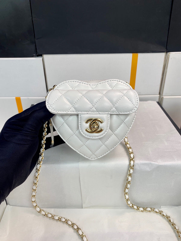 Chanel Luxury Handbag Style 229