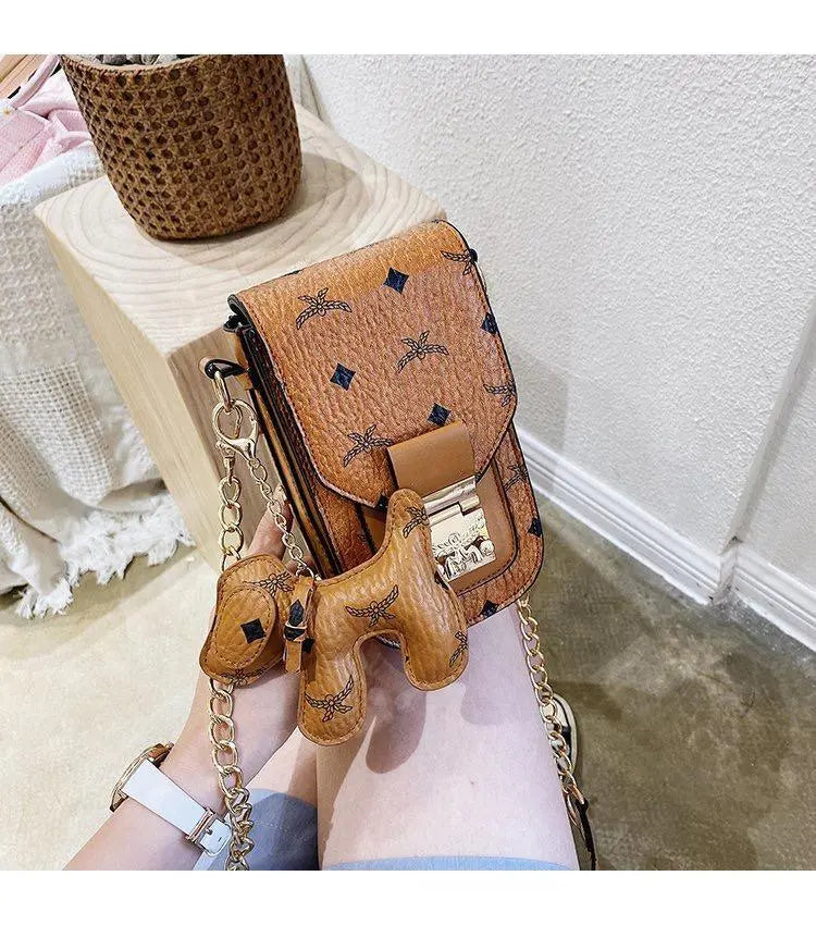 Pendant metal buckle mobile phone bag