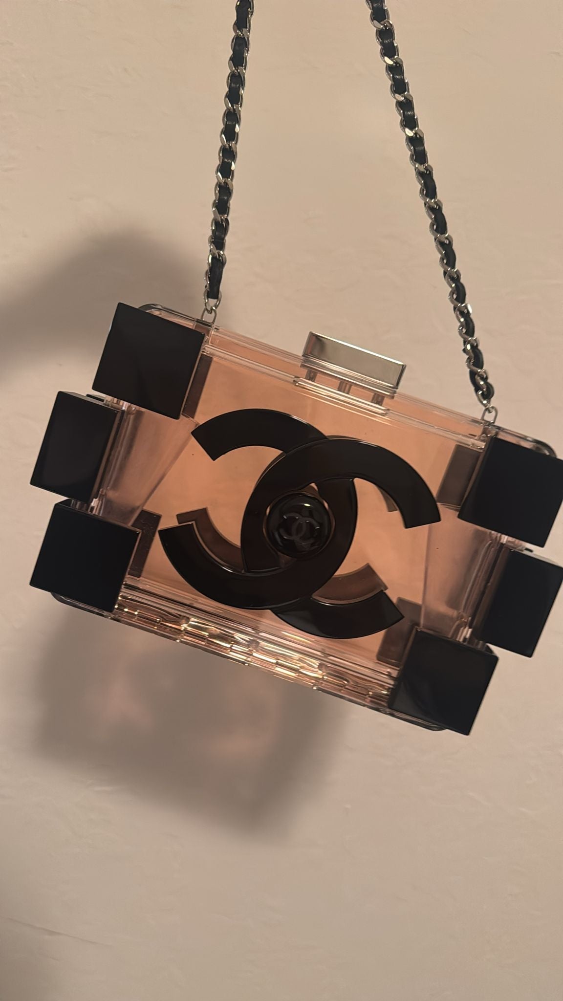 Chanel Luxury Leather Clutch Style 2