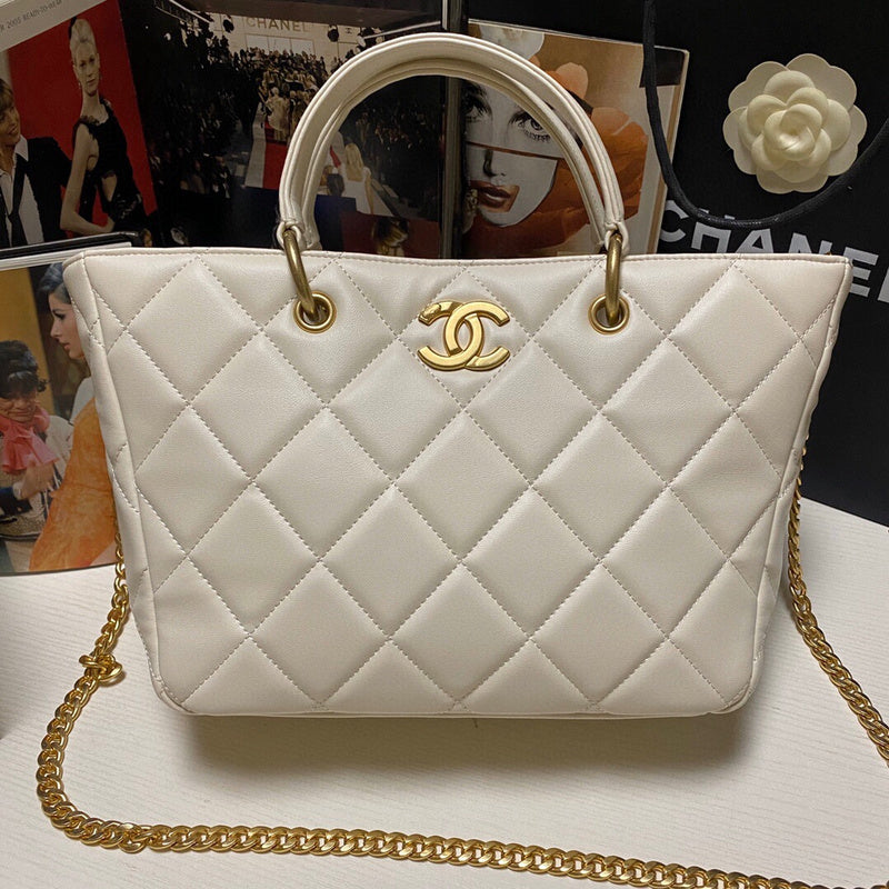 Chanel Luxury Handbag Style 35