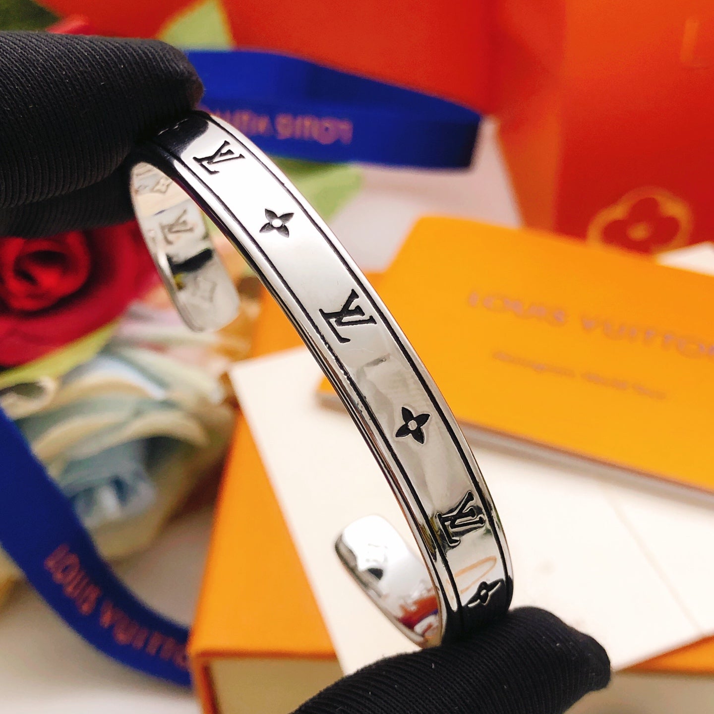 High-Quality Polished Bangle