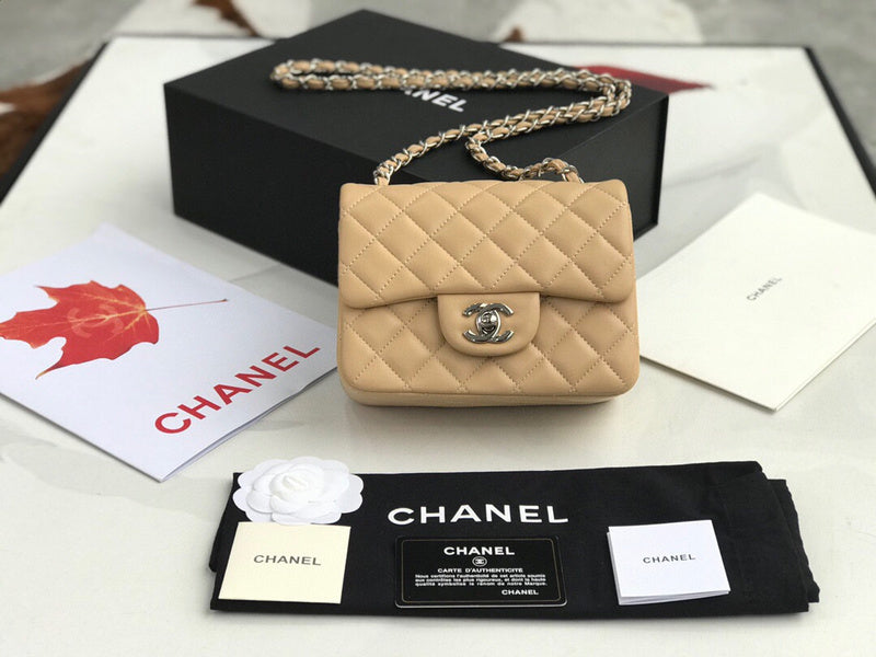 Chanel Luxury Handbag Style 131