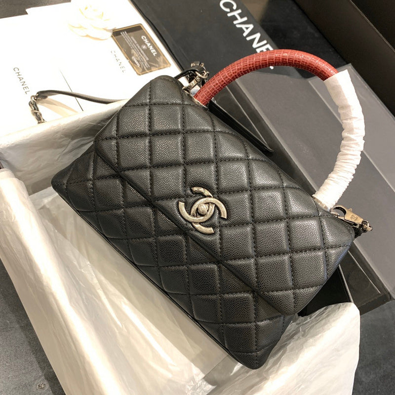 Chanel Luxury Handbag Style 538
