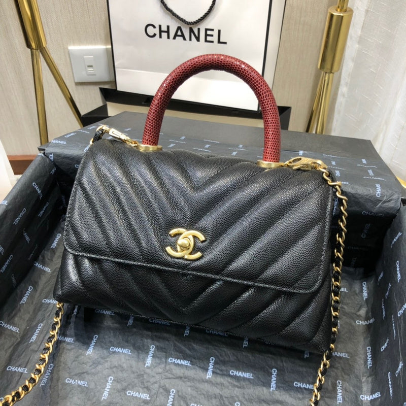 Chanel Luxury Handbag Style 527
