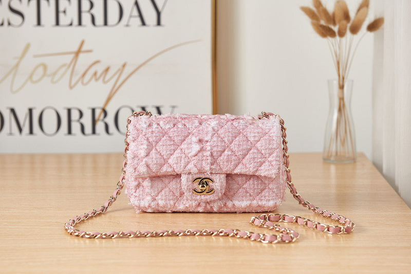 Chanel Luxury Handbag Style 464