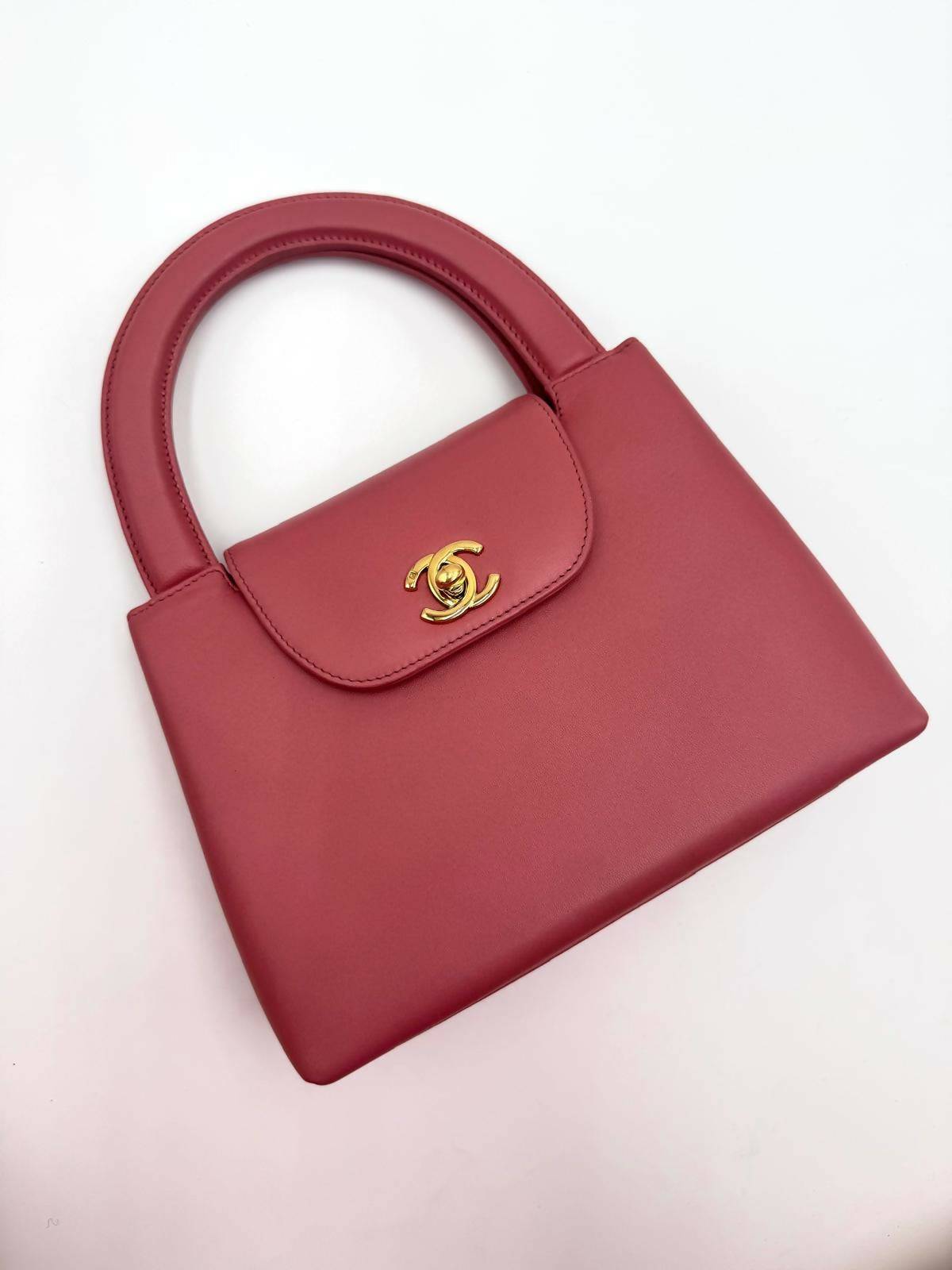 Chanel Kelly Lambskin Gold Shoulder Bag Lambskin