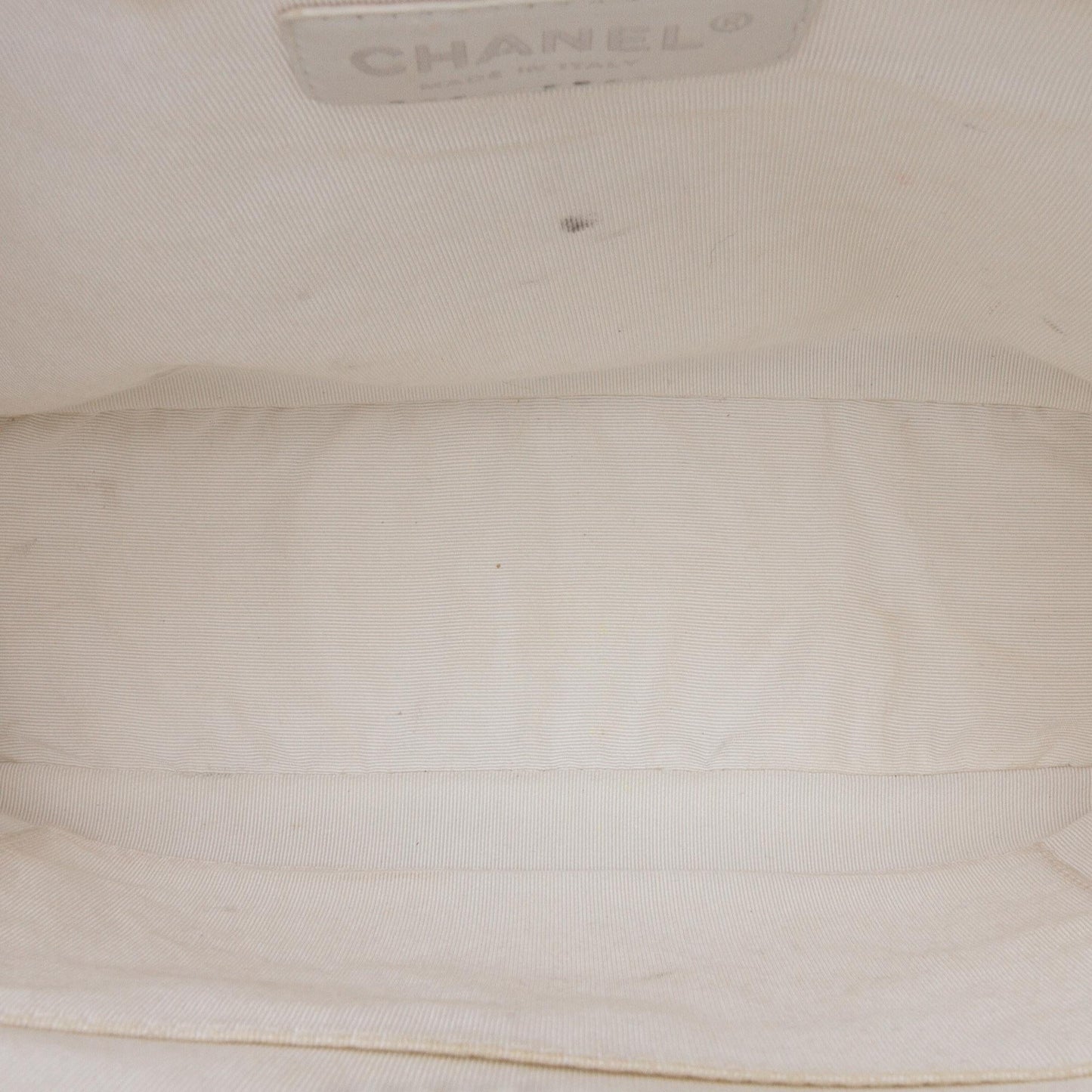 Chanel Gabrielle Caviar White Tote Bag