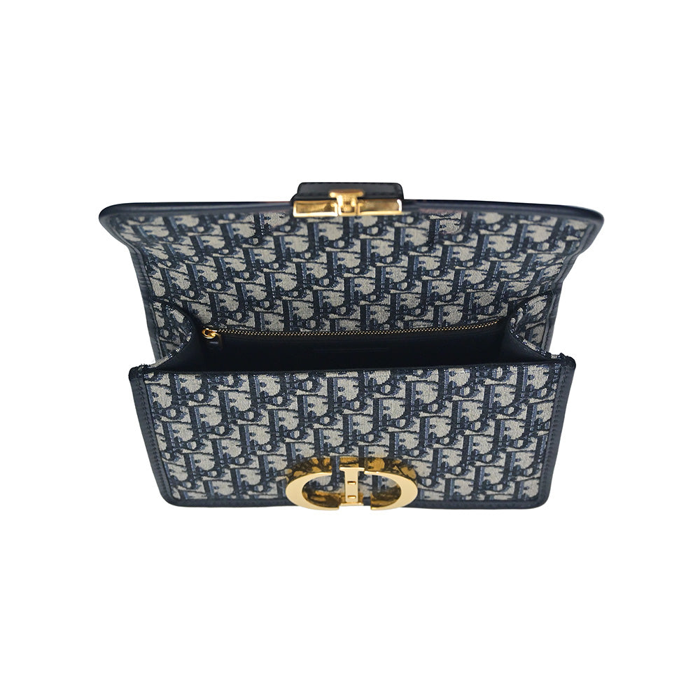 Blue Dior Oblique Jacquard 30 Montaigne Bag - 4 Rented Out