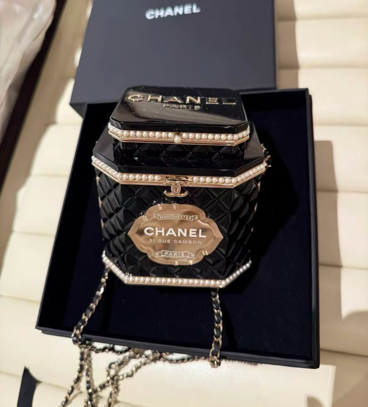 Chanel Luxury Leather Black Handbag Style 7