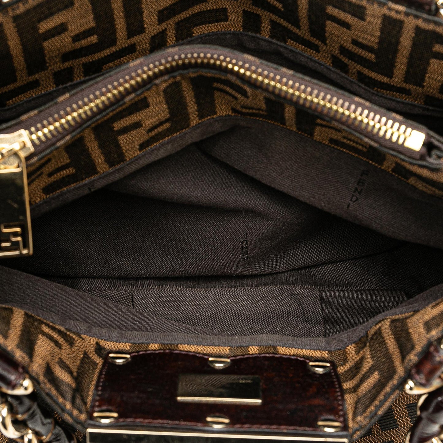 Fendi Small Zucca Canvas Mia Chain Tote Shg-Ikzcne