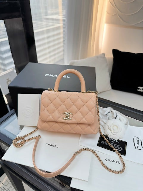Chanel 21 Coco Handle Mini Flag Bag