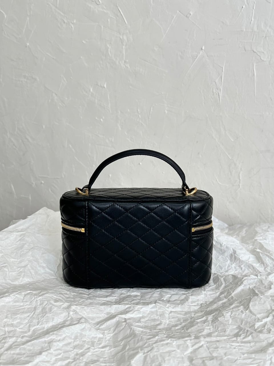 Saint Laurent Leather Gold Shoulder Bag
