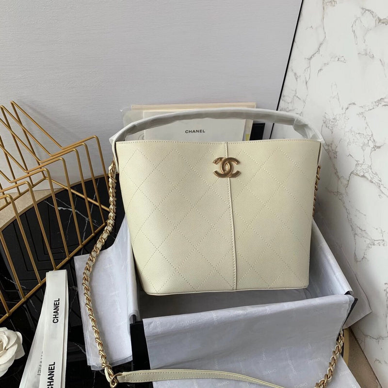 Chanel Luxury Handbag Style 650