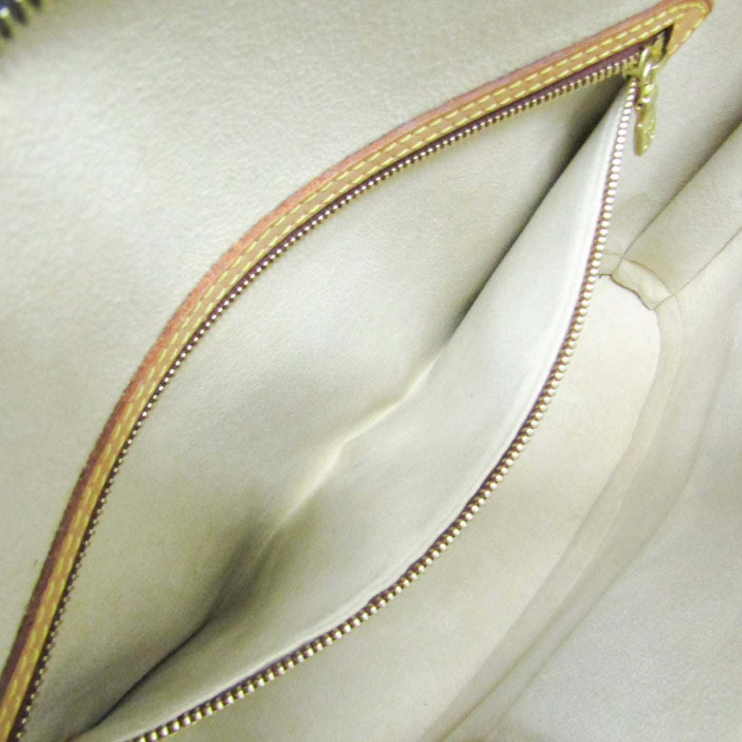 Louis Vuitton Shoulder Bag