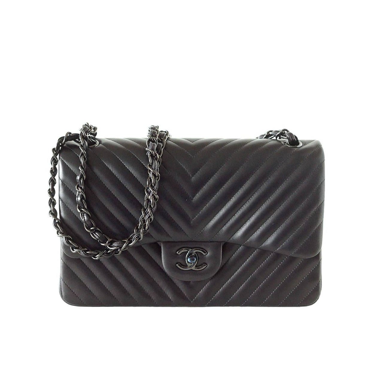 Chanel Bag Chevron So Black Jumbo Classic Double Flap Quilted New