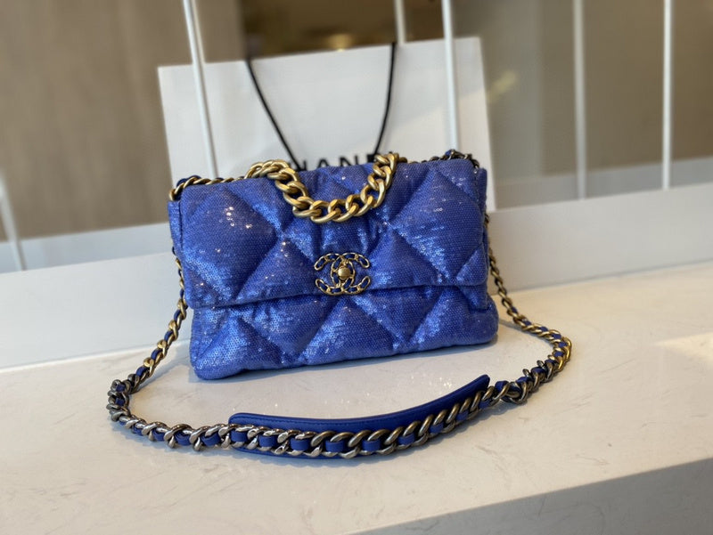 Chanel Luxury Handbag Style 657