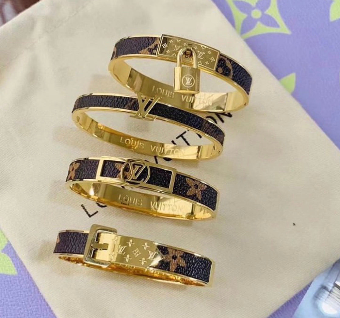 L fashion bracelet
