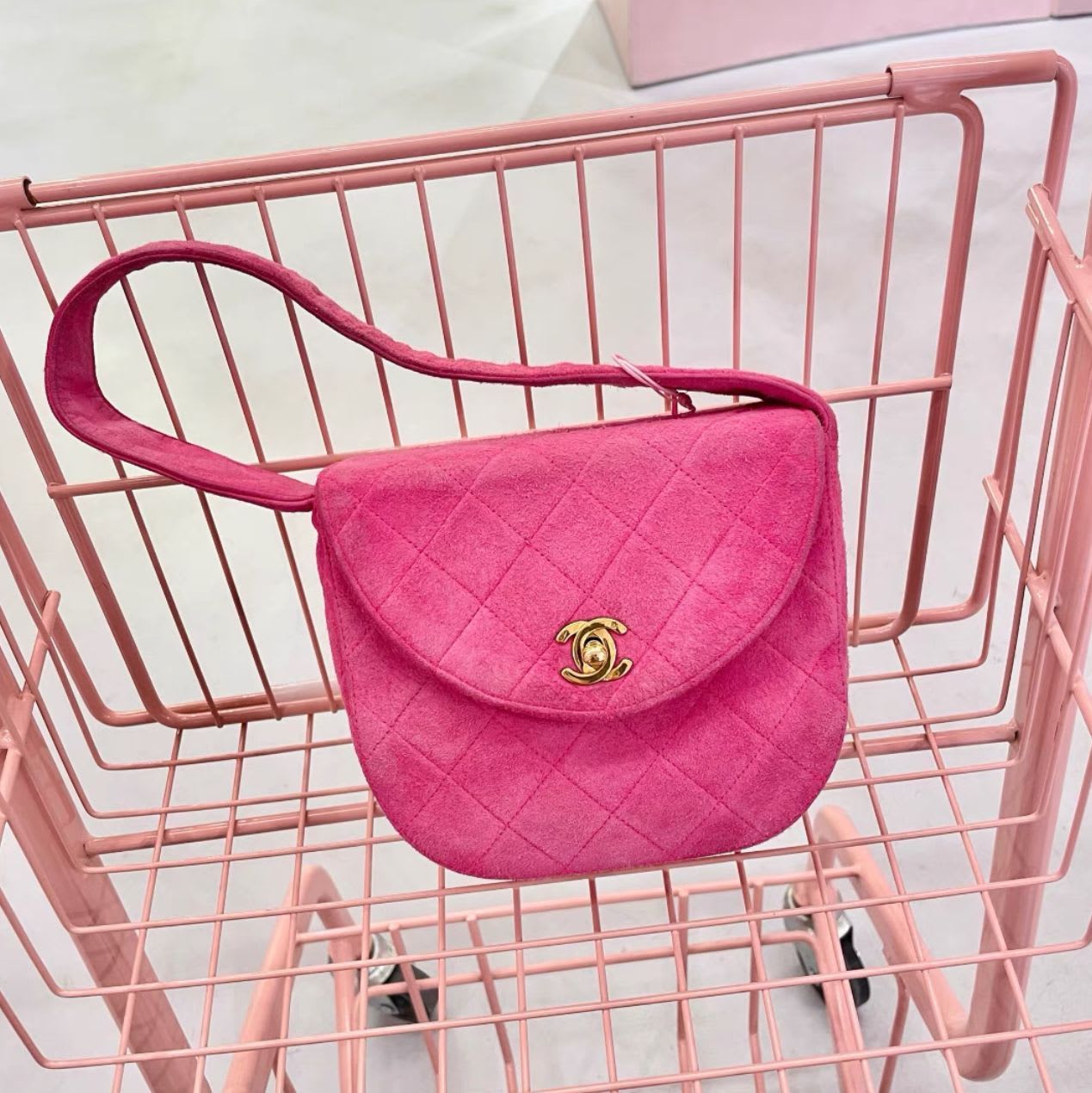 Chanel Luxury Leather Pink Handbag