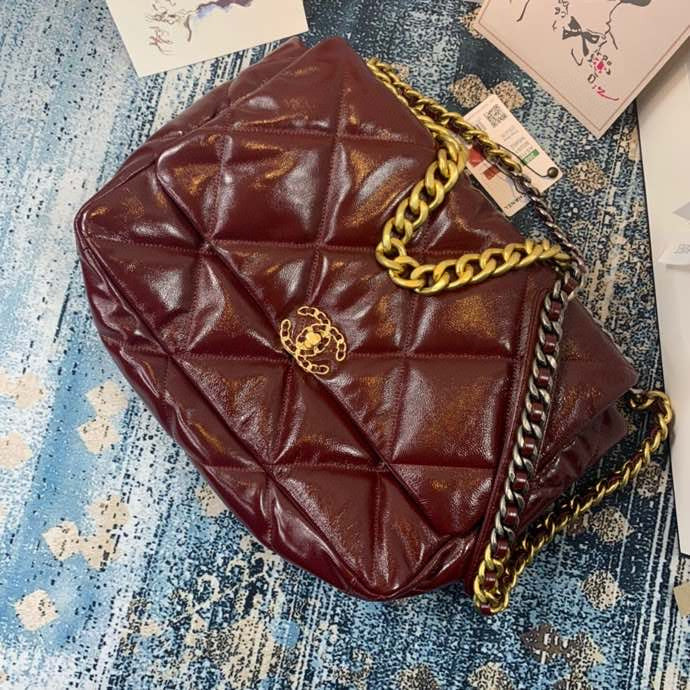 Chanel Luxury Handbag Style 570