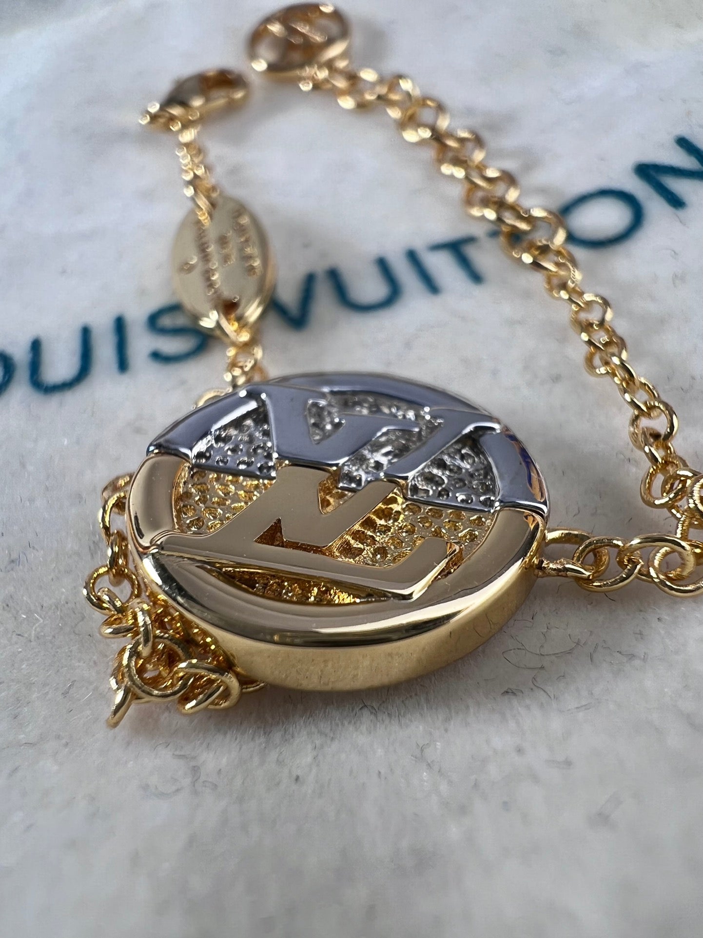 High-Quality Bracelets-19