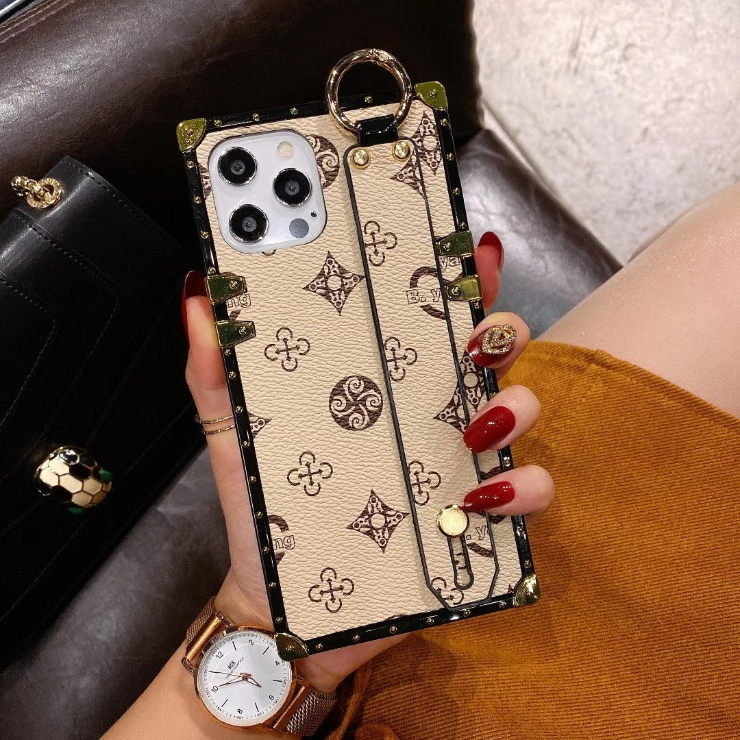 Vintage pattern wrist phone case for Samsung