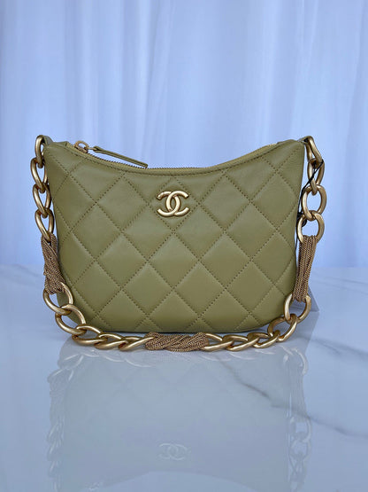 Chanel Luxury Handbag Style 375