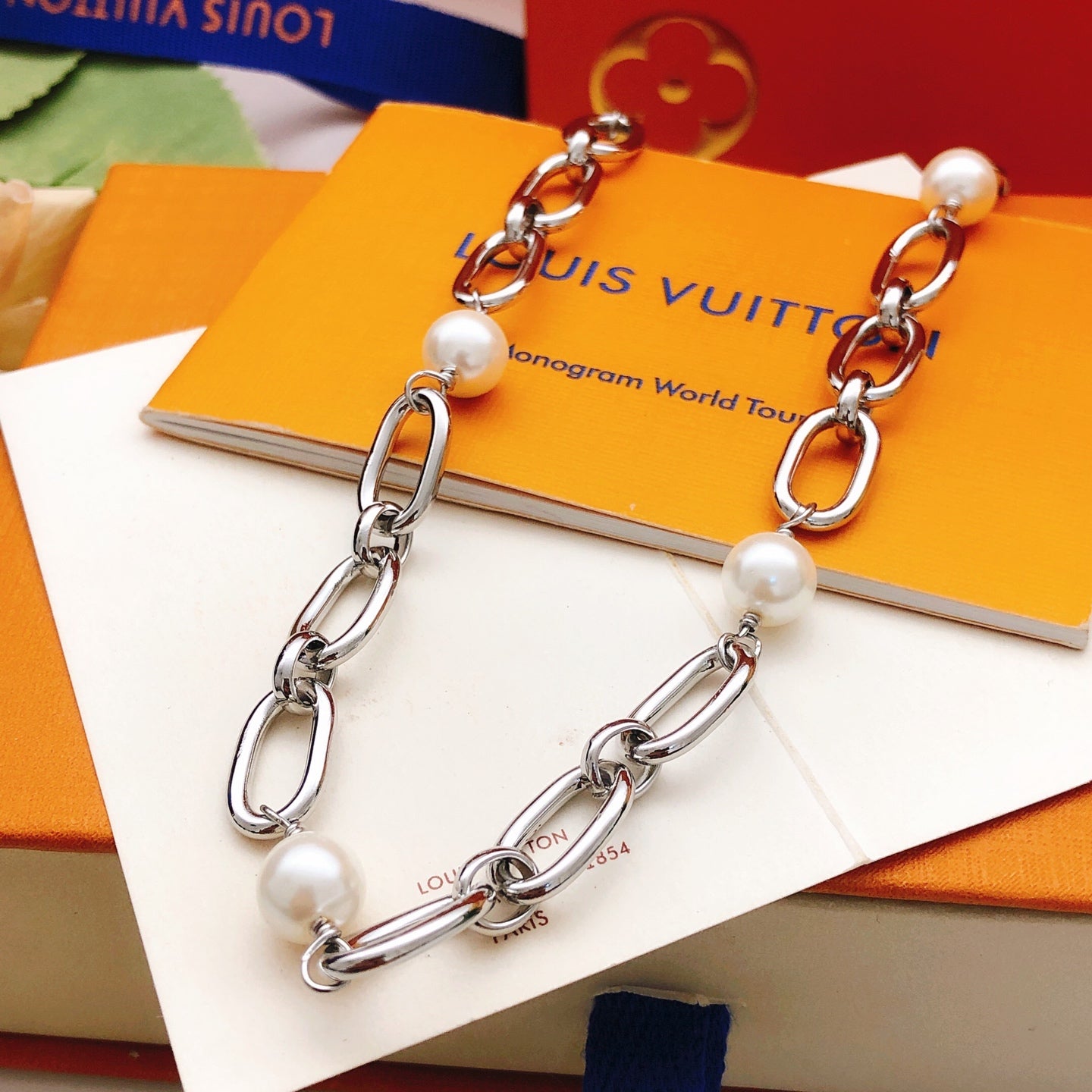 Pearl Clasp Necklace