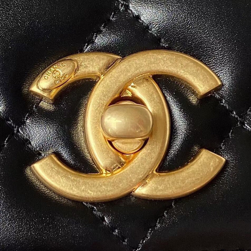 Chanel Luxury Handbag Style 287