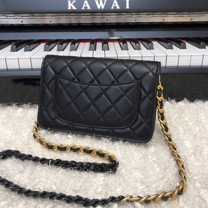 Chanel Luxury Handbag Style 432