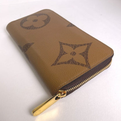 Louis Vuitton  Monogram Long Wallet (Bi-Fold)