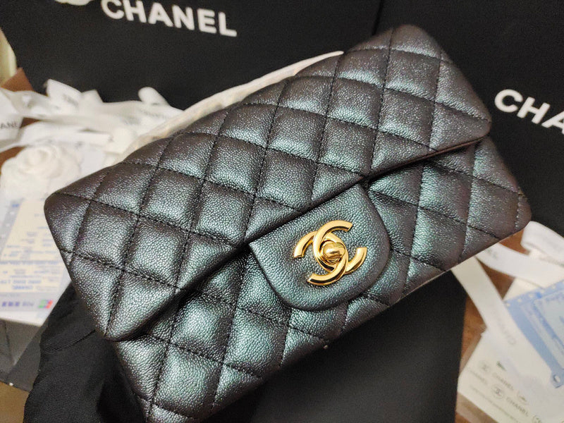 Chanel Luxury Handbag Style 231