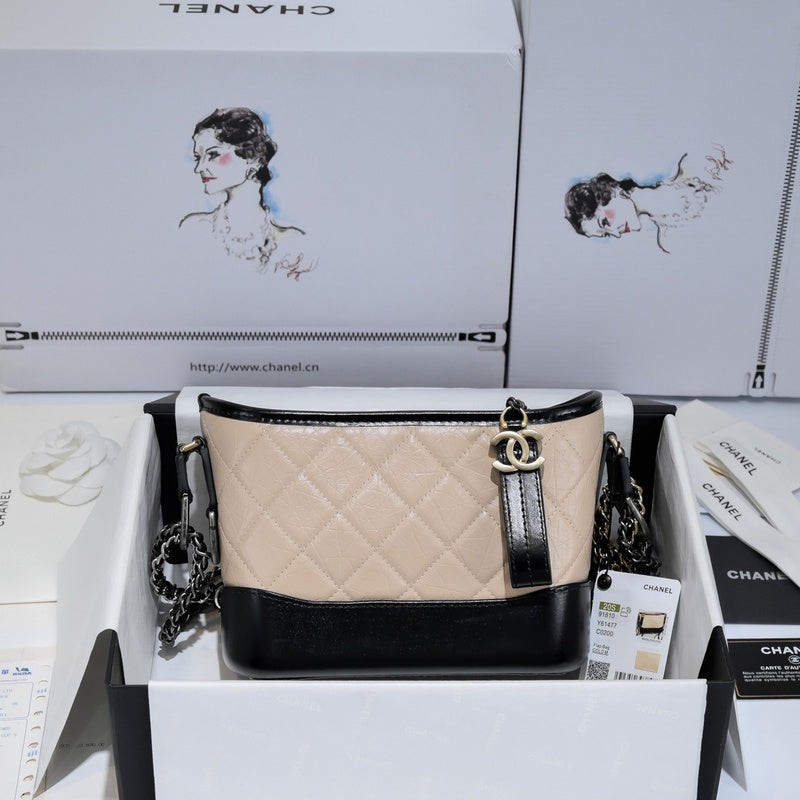Chanel Luxury Handbag Style 468