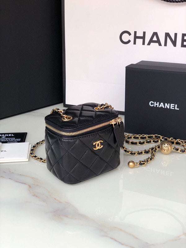 Chanel Luxury Handbag Style 139
