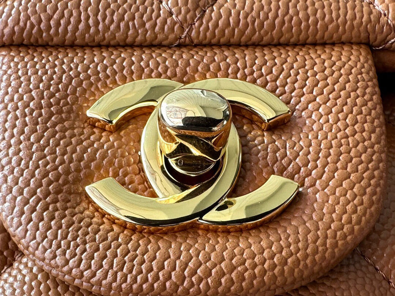 Chanel Luxury Handbag Style 337