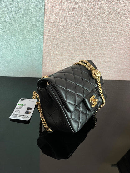Chanel Luxury Handbag Style 69