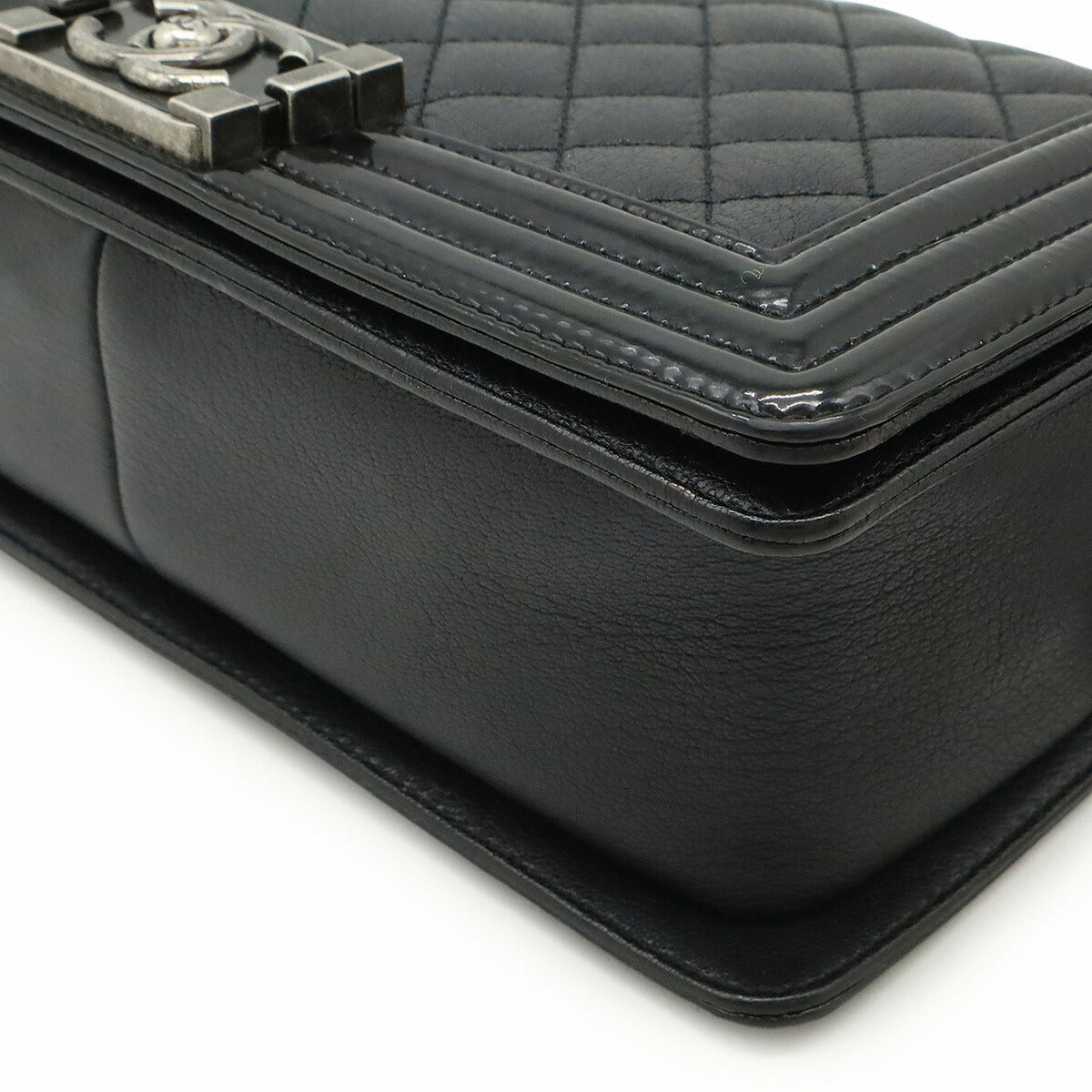 Chanel Boy Leather Shoulder Bag Style 14