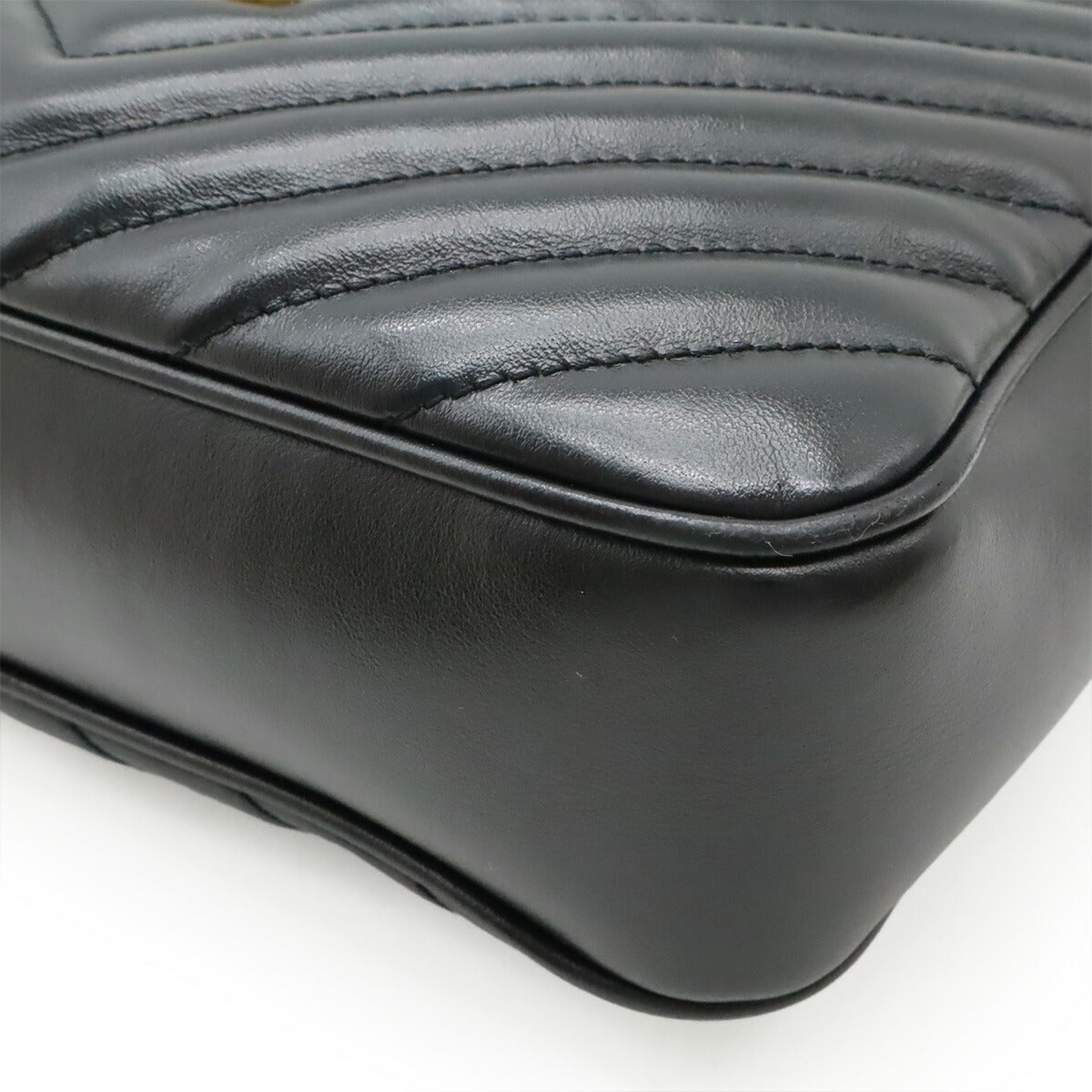 Saint Laurent Leather Red Shoulder Bag Style 21