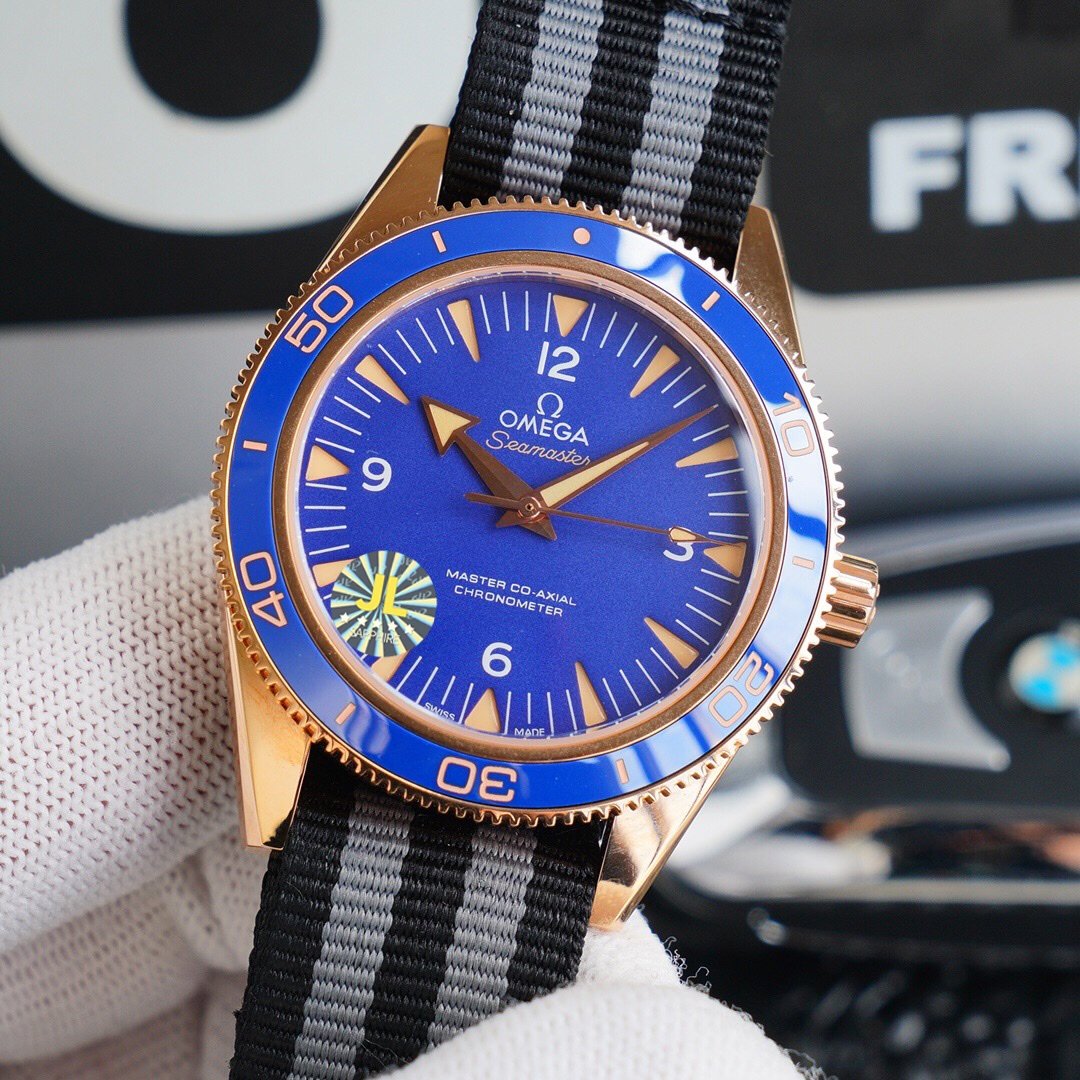 SEAMASTER 300M CO-AXIAL TEXTILE
