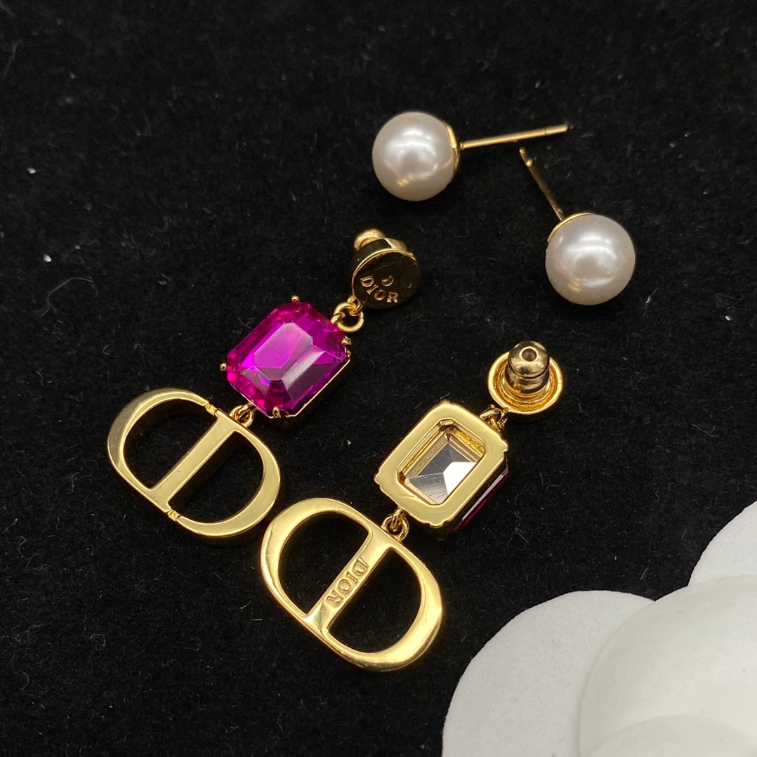 Purple pearl earrings