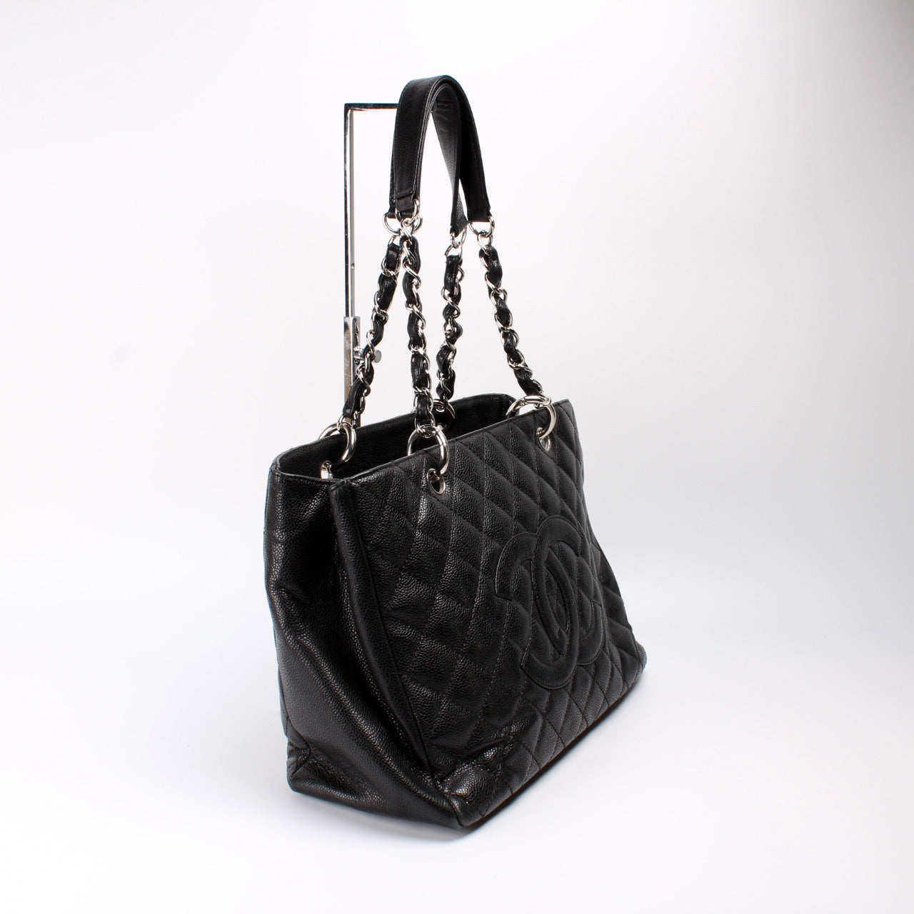Grand Shopping Tote Caviar