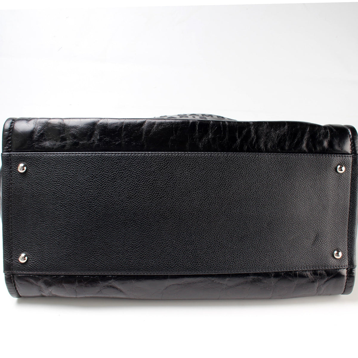 Deauville Glazed Calfskin MedIum 22M