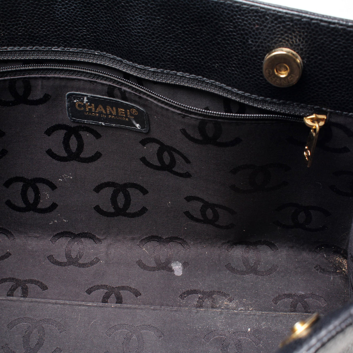 Chocolate Bar Shoulder Bag Caviar