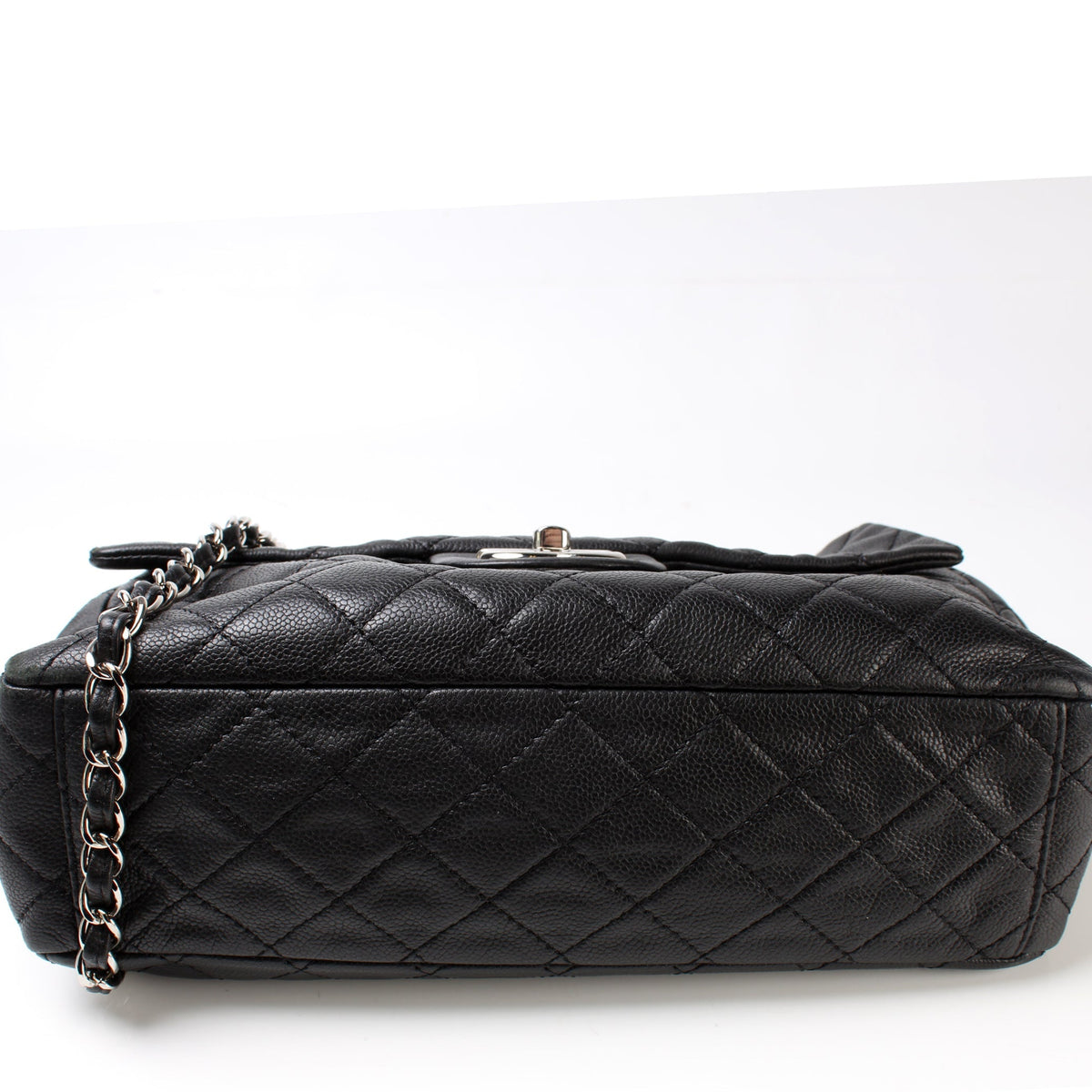 Washed Caviar Jumbo Single Flap 12M