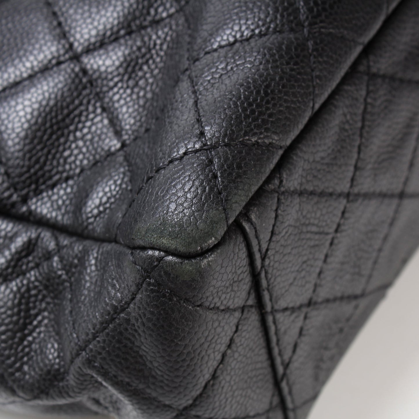 Washed Caviar Jumbo Single Flap 12M