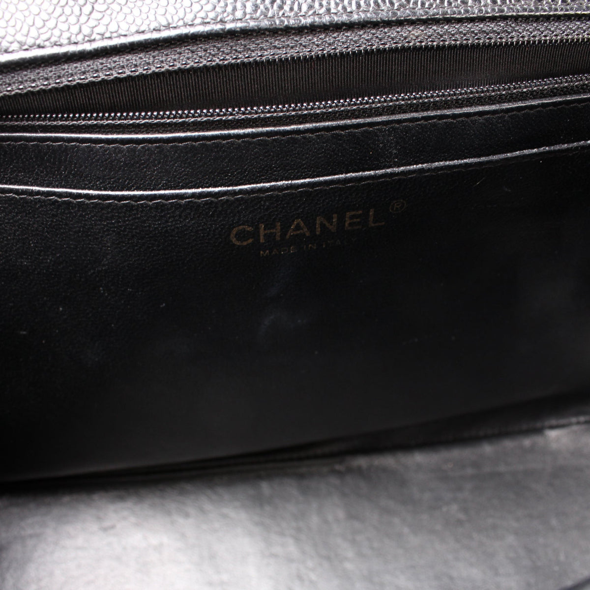 Classic Flap Jumbo Caviar 13M