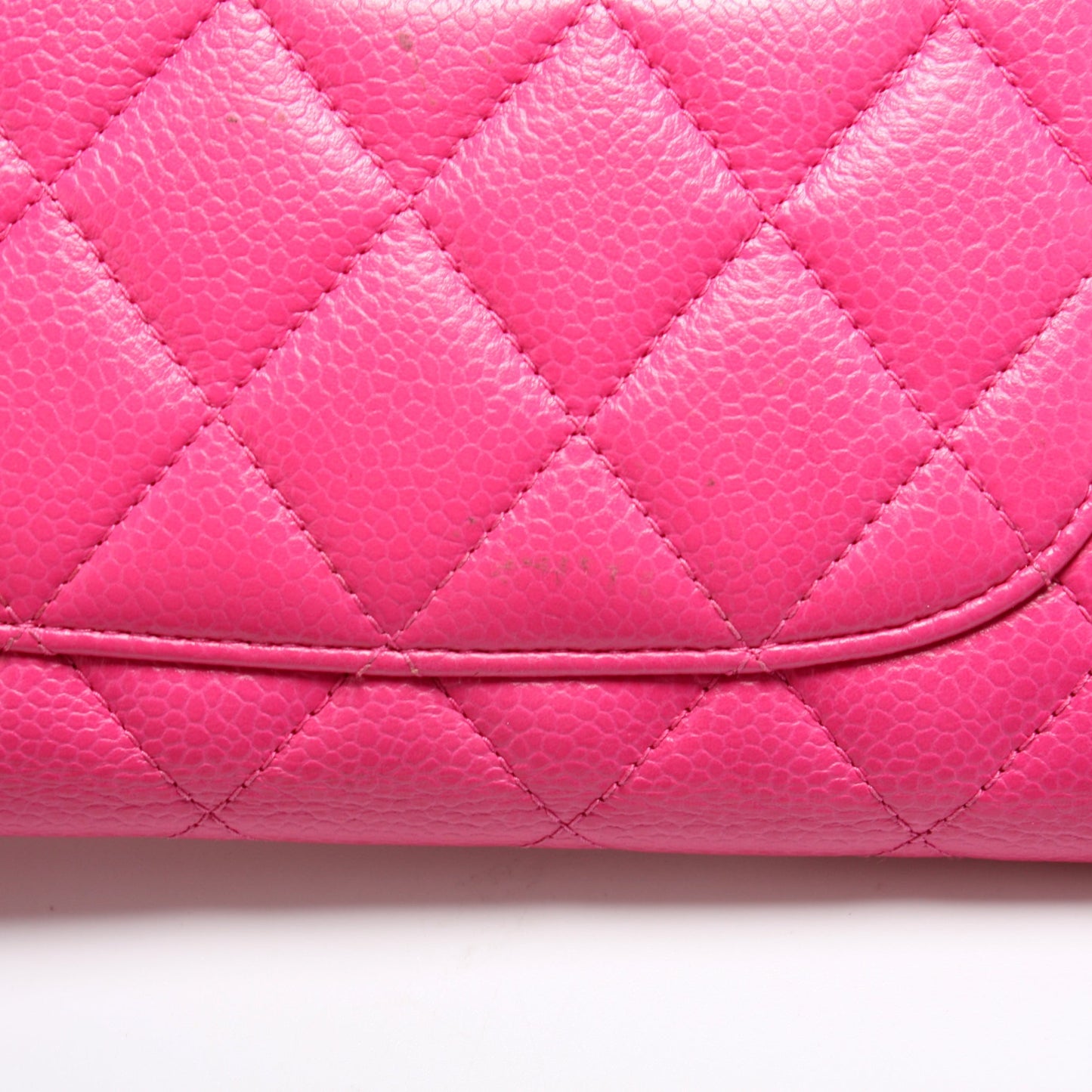 Classic Flap Wallet Caviar