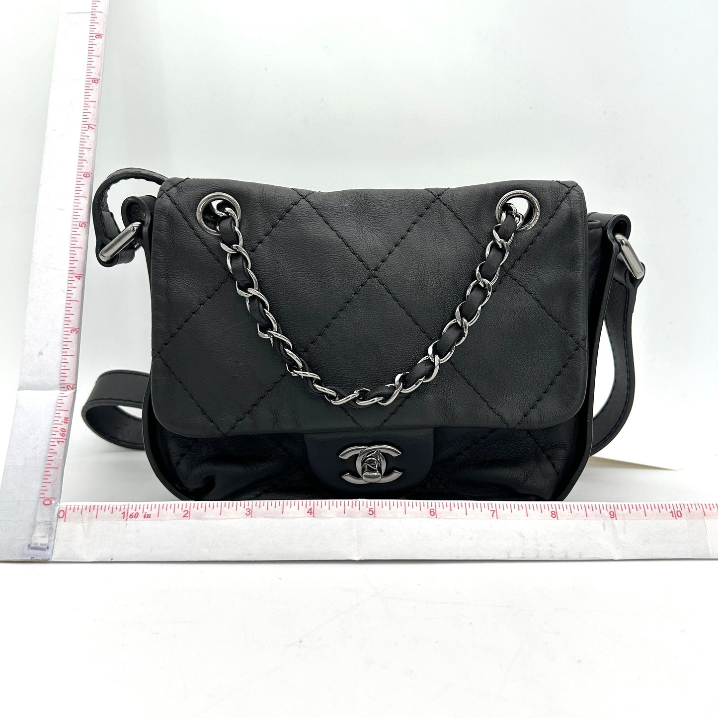 Chanel black quilted lambskin Country mini crossbody bag ch66252cv