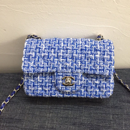 Chanel Luxury Handbag Style 54